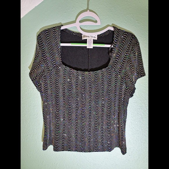 Ronni Nicole Sparkling Wave Top Size XL Short Sleeve Black - Picture 1 of 3